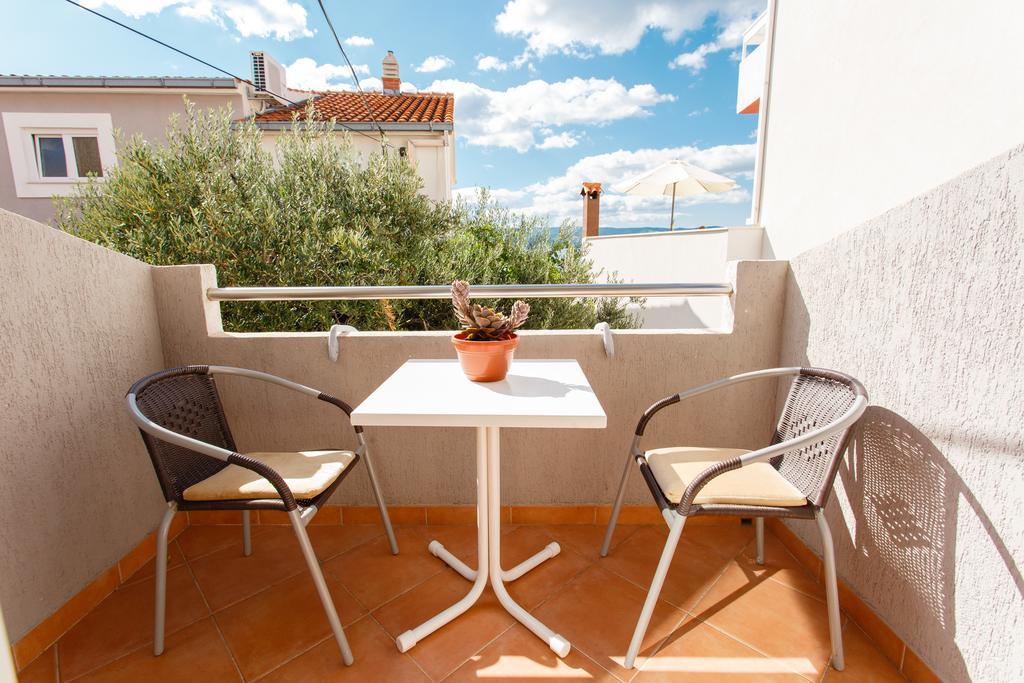 Filip Apartment أوميس الغرفة الصورة