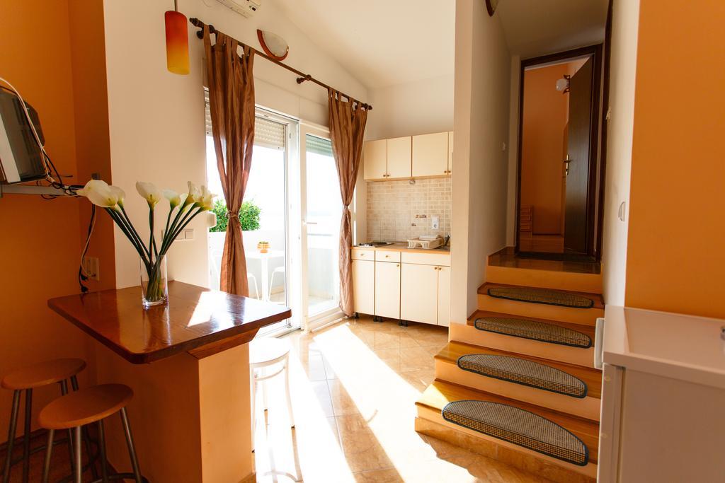 Filip Apartment أوميس الغرفة الصورة